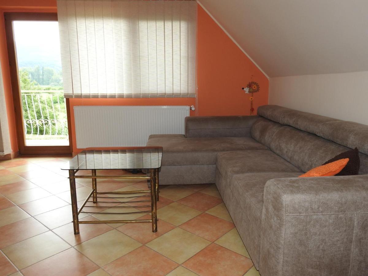 Petra Apartmanház Badacsonytomaj Exterior foto
