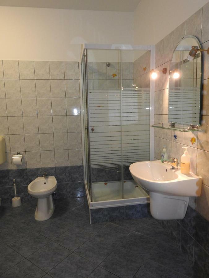 Petra Apartmanház Badacsonytomaj Exterior foto