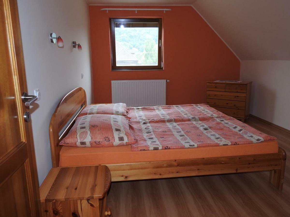 Petra Apartmanház Badacsonytomaj Exterior foto